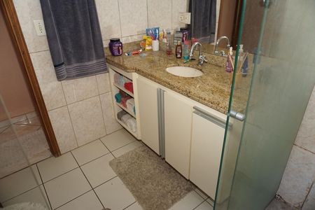 Casa para alugar com 127m², 3 quartos e 2 vagasBanheiro