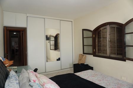 Casa para alugar com 127m², 3 quartos e 2 vagasQuarto 3