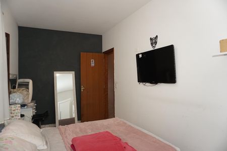 Casa para alugar com 127m², 3 quartos e 2 vagasQuarto 2