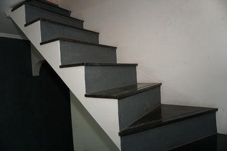 Casa para alugar com 127m², 3 quartos e 2 vagasEscada