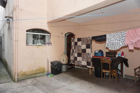 Quintal de casa para alugar com 3 quartos, 127m² em Jardim Macedonia, Embu das Artes