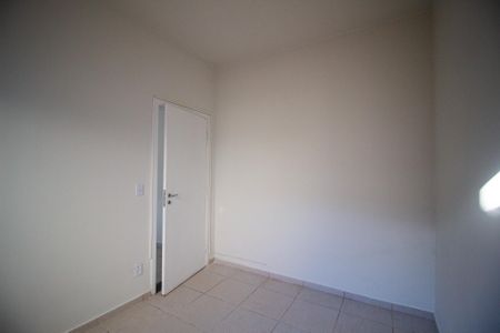 Casa de condomínio para alugar com 217m², 4 quartos e 4 vagas Casa de condomínio para alugar com 217m², 4 quartos e 4 vagasEdícula Quarto 2