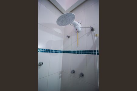 Casa de condomínio para alugar com 217m², 4 quartos e 4 vagas Casa de condomínio para alugar com 217m², 4 quartos e 4 vagasBanheiro da Suíte 1