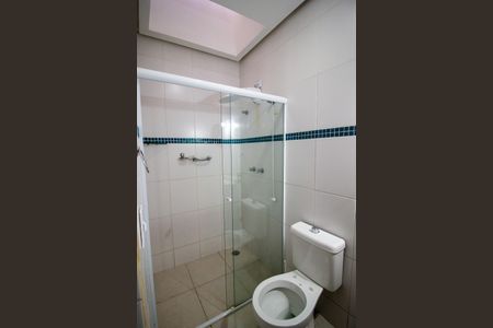 Casa de condomínio para alugar com 217m², 4 quartos e 4 vagas Casa de condomínio para alugar com 217m², 4 quartos e 4 vagasBanheiro da Suíte 1