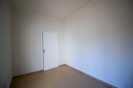 Casa de condomínio para alugar com 217m², 4 quartos e 4 vagas Casa de condomínio para alugar com 217m², 4 quartos e 4 vagasQuarto