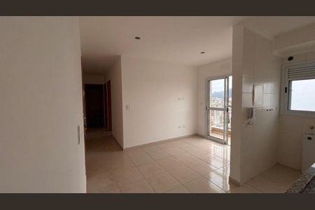 Sala de apartamento para alugar com 2 quartos, 46m² em Parque Sao Vicente, São Vicente