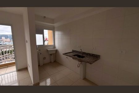 Cozinha de apartamento para alugar com 2 quartos, 46m² em Parque Sao Vicente, São Vicente