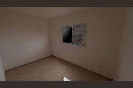 Quarto de apartamento para alugar com 2 quartos, 46m² em Parque Sao Vicente, São Vicente