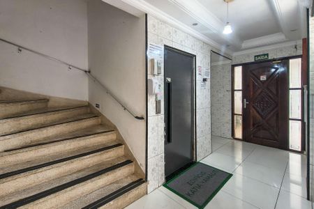 Apartamento para alugar com 70m², 2 quartos e 1 vaga Apartamento para alugar com 70m², 2 quartos e 1 vagaHall de entrada