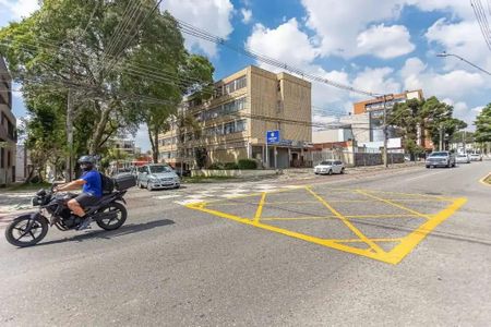 Apartamento para alugar com 112m², 2 quartos e 1 vaga