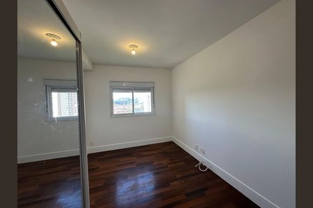 Apartamento para alugar com 70m², 2 quartos e 1 vagaSuíte