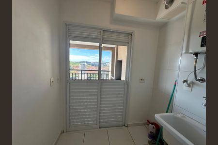 Apartamento para alugar com 70m², 2 quartos e 1 vagaÁrea de Serviço