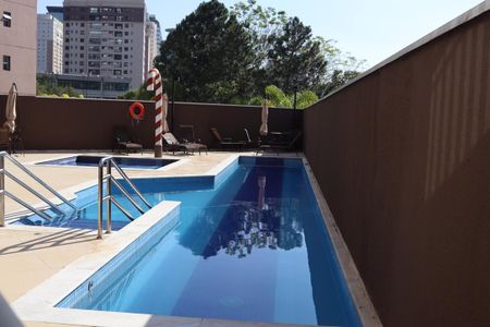 Apartamento para alugar com 70m², 2 quartos e 1 vagaÁrea comum - Piscina