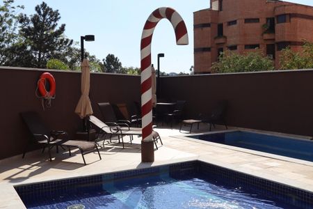 Área comum - Piscina de apartamento para alugar com 2 quartos, 70m² em Empresarial 18 do Forte, Barueri
