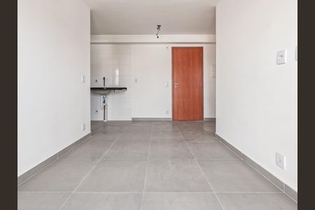 Apartamento para alugar com 2 quartos, 55m² em Jardim Santa Lucrecia, São Paulo