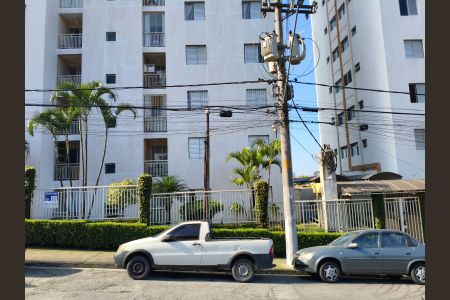 Apartamento à venda com 48m², 2 quartos e 1 vaga Apartamento à venda com 48m², 2 quartos e 1 vagaFachada