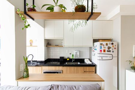 Cozinha de apartamento à venda com 2 quartos, 46m² em Perdizes, São Paulo
