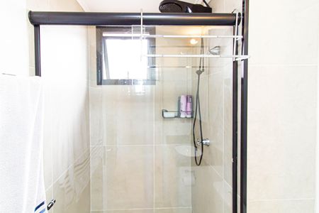 Banheiro de apartamento à venda com 2 quartos, 46m² em Perdizes, São Paulo