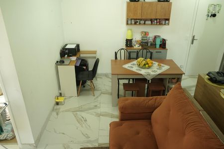 Apartamento à venda com 48m², 2 quartos e 1 vagaSala