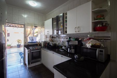 Cozinha de casa à venda com 3 quartos, 215m² em Planalto, Belo Horizonte