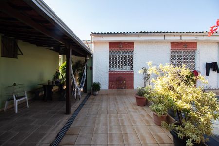 Garagem 1 de casa à venda com 3 quartos, 215m² em Planalto, Belo Horizonte