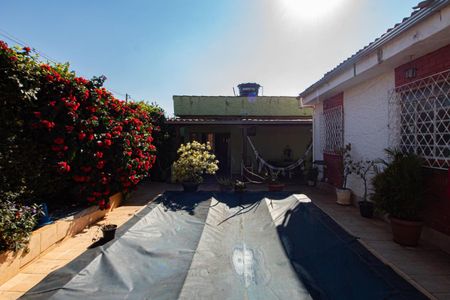 Piscina de casa à venda com 3 quartos, 215m² em Planalto, Belo Horizonte