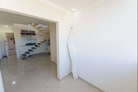 Apartamento para alugar com 120m², 2 quartos e sem vaga Apartamento para alugar com 120m², 2 quartos e sem vagaVaranda da Sala