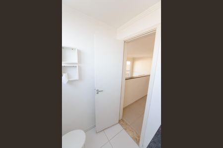 Lavabo de apartamento para alugar com 2 quartos, 120m² em Parque Sao Luis, Taubaté