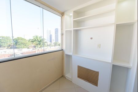 Varanda da Sala de apartamento para alugar com 2 quartos, 120m² em Parque Sao Luis, Taubaté