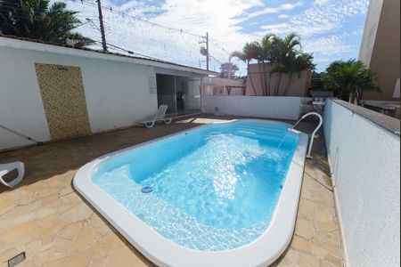 Apartamento para alugar com 120m², 2 quartos e sem vaga Apartamento para alugar com 120m², 2 quartos e sem vagaÁrea comum - Piscina