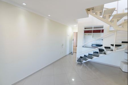 Apartamento para alugar com 120m², 2 quartos e sem vaga Apartamento para alugar com 120m², 2 quartos e sem vagaSala