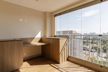 Studio para alugar com 32m², 1 quarto e sem vaga Studio para alugar com 32m², 1 quarto e sem vagaSacada