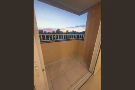 Apartamento para alugar com 51m², 2 quartos e 2 vagas Apartamento para alugar com 51m², 2 quartos e 2 vagasVaranda