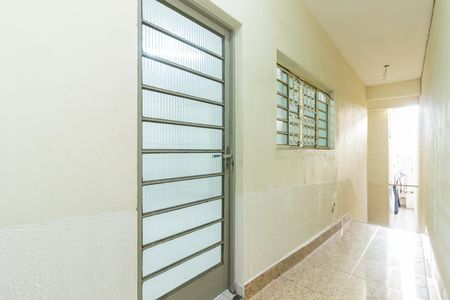 Entrada imóvel de casa para alugar com 1 quarto, 50m² em Vila Pereira Barreto, São Paulo