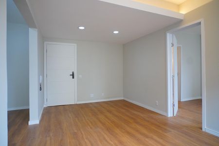 Sala de apartamento para alugar com 1 quarto, 42m² em Floresta, Porto Alegre