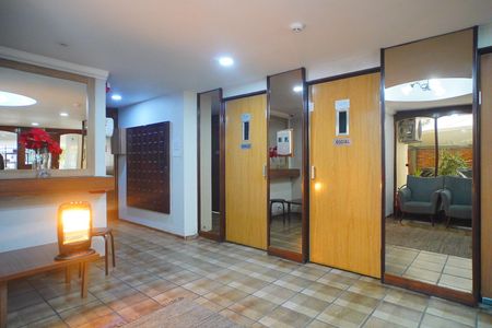 Apartamento para alugar com 42m², 1 quarto e sem vaga Apartamento para alugar com 42m², 1 quarto e sem vagaHall de entrada