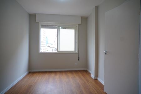 Quarto  de apartamento para alugar com 1 quarto, 42m² em Floresta, Porto Alegre