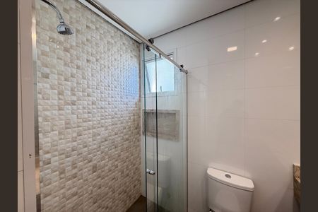 Apartamento à venda com 138m², 3 quartos e 2 vagas Apartamento à venda com 138m², 3 quartos e 2 vagasBanheiro da Suíte