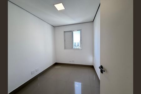 Apartamento à venda com 138m², 3 quartos e 2 vagas Apartamento à venda com 138m², 3 quartos e 2 vagasQuarto 2