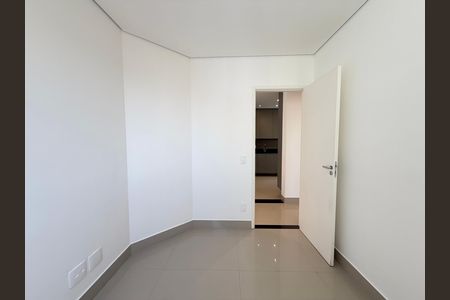Apartamento à venda com 138m², 3 quartos e 2 vagas Apartamento à venda com 138m², 3 quartos e 2 vagasQuarto 3