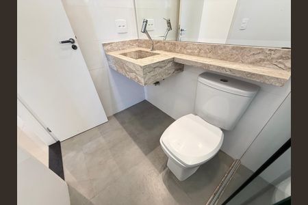 Apartamento à venda com 138m², 3 quartos e 2 vagas Apartamento à venda com 138m², 3 quartos e 2 vagasBanheiro