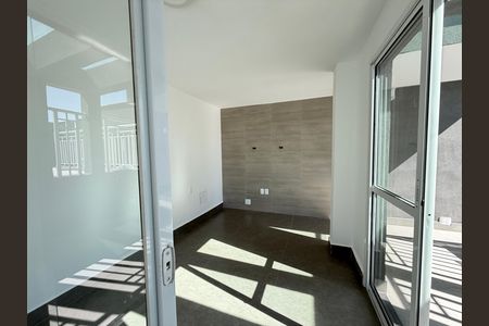 Apartamento à venda com 138m², 3 quartos e 2 vagas Apartamento à venda com 138m², 3 quartos e 2 vagasSala 2