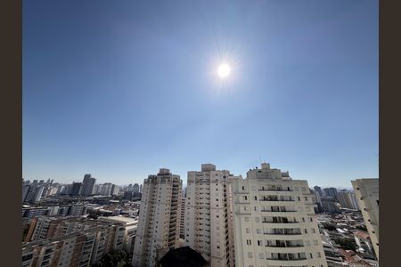 Apartamento à venda com 138m², 3 quartos e 2 vagas Apartamento à venda com 138m², 3 quartos e 2 vagasPiscina