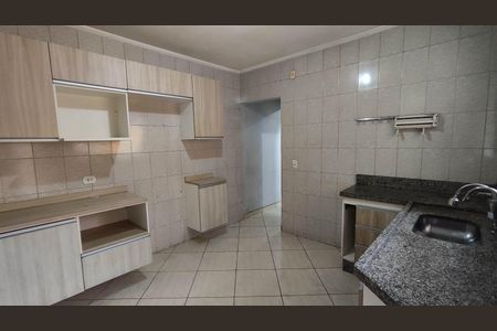 Cozinha de casa para alugar com 2 quartos, 104m² em Vila Danubio Azul, São Paulo