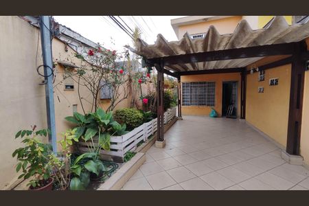 Garagem de casa para alugar com 2 quartos, 104m² em Vila Danubio Azul, São Paulo