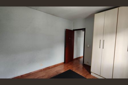 Quarto 2 de casa para alugar com 2 quartos, 104m² em Vila Danubio Azul, São Paulo