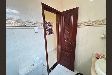 Casa para alugar com 210m², 4 quartos e 1 vagaBanheiro Social