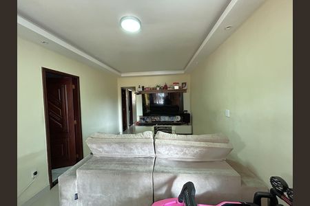 Sala de casa para alugar com 4 quartos, 210m² em Anchieta, Nilópolis