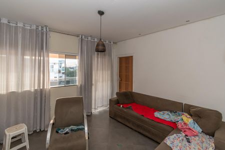 Casa à venda com 350m², 5 quartos e 12 vagas Casa à venda com 350m², 5 quartos e 12 vagasSala de TV