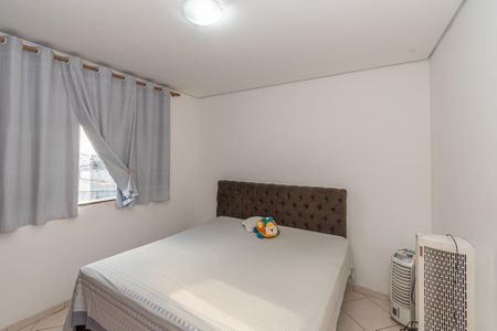 Casa à venda com 350m², 5 quartos e 12 vagas Casa à venda com 350m², 5 quartos e 12 vagasQuarto 1